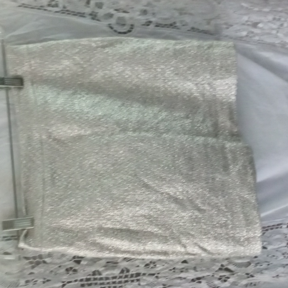 Banana Republic white skirt 2